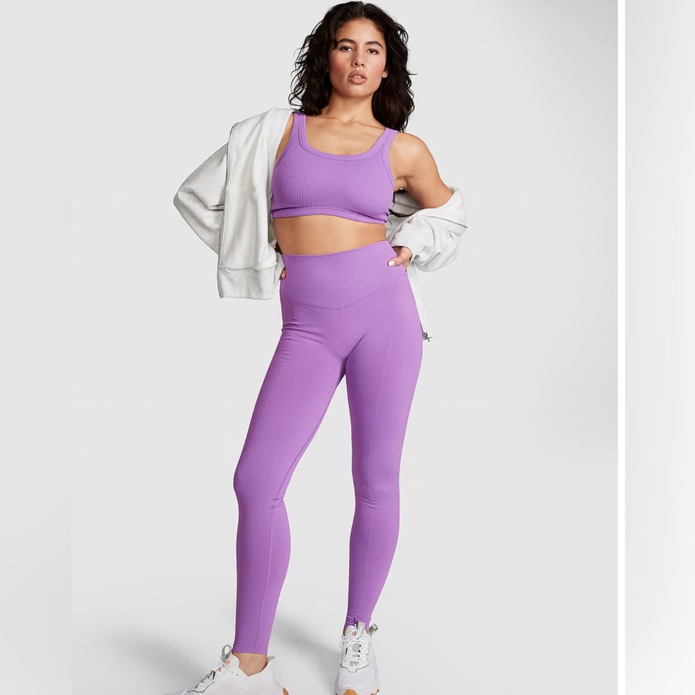 VS PINK seamless classic leggings NWT 💜✨